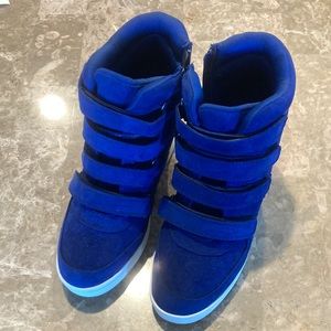 Hidden Wedge Sneakers (Sz 9)